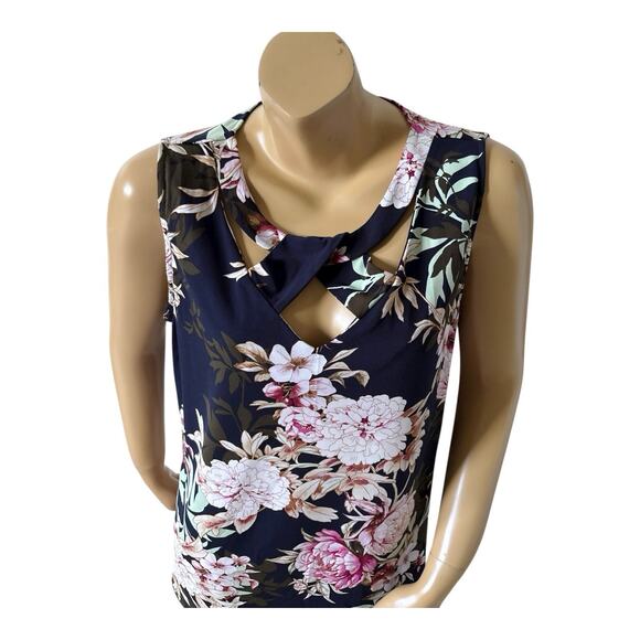 NEW YORK & COMPANY 7Th Avenue Womens Size XL Sleeveless Keyhole Floral Shirt Top - Picture 5 of 7